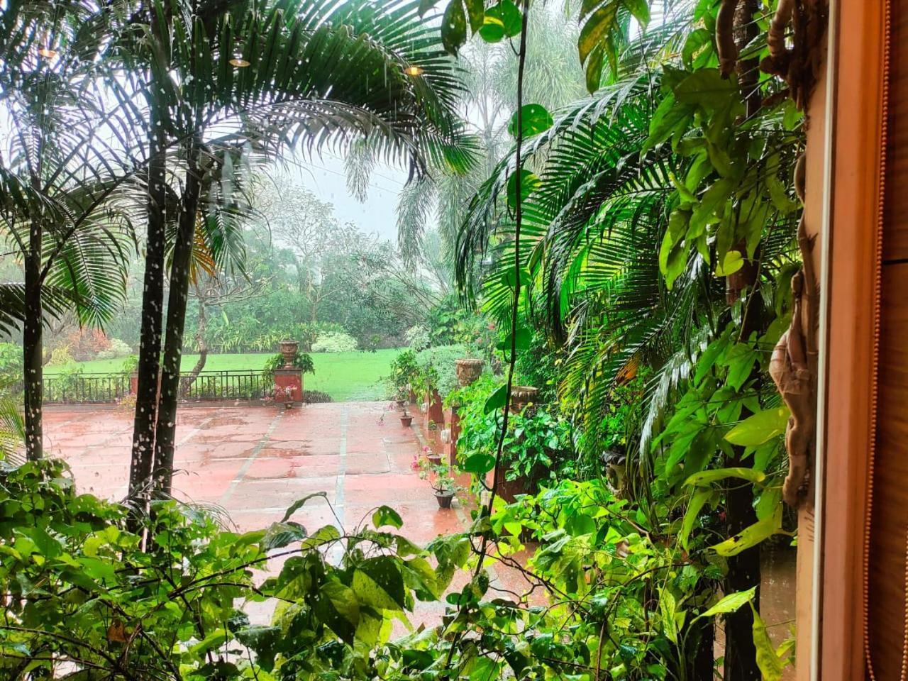 La Franklin Hotel Bhubaneswar Dış mekan fotoğraf
