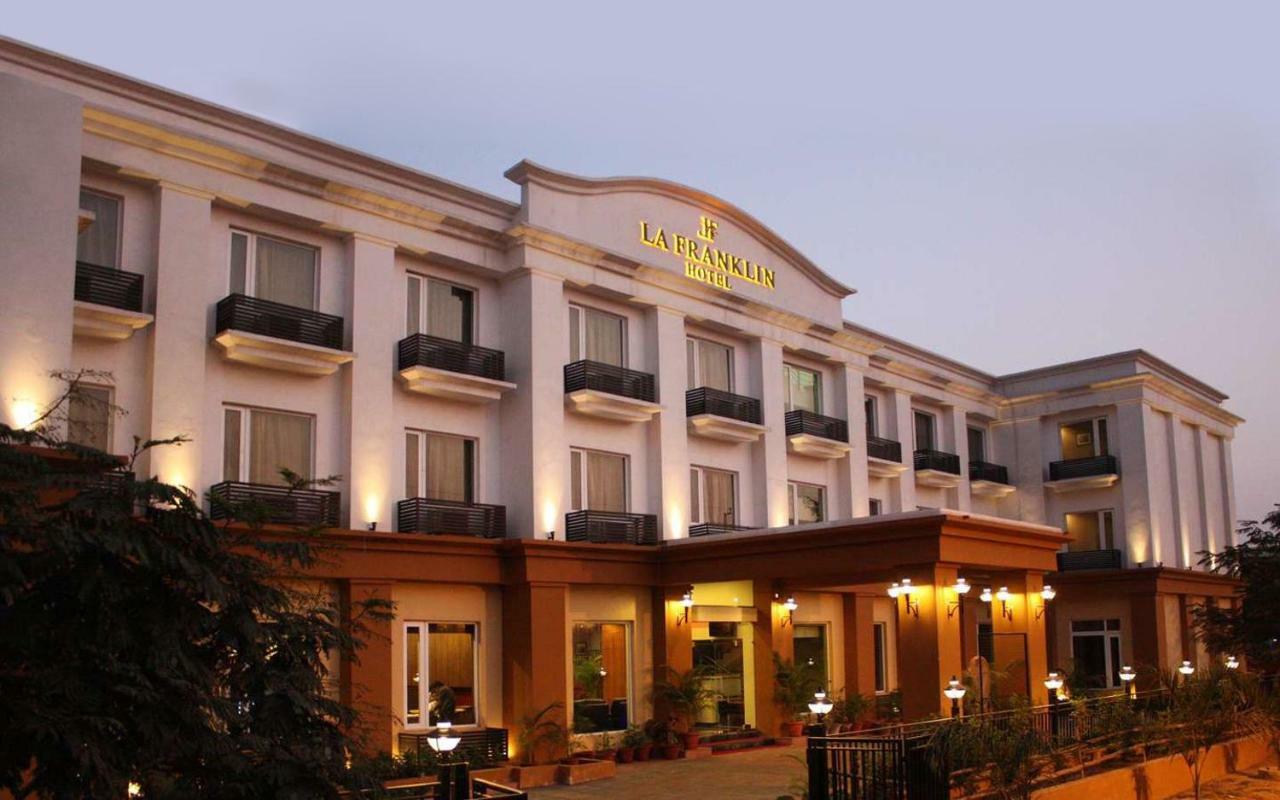 La Franklin Hotel Bhubaneswar Dış mekan fotoğraf