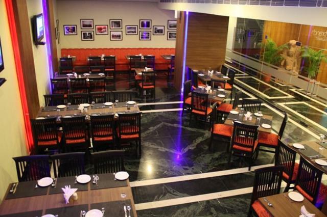 La Franklin Hotel Bhubaneswar Dış mekan fotoğraf