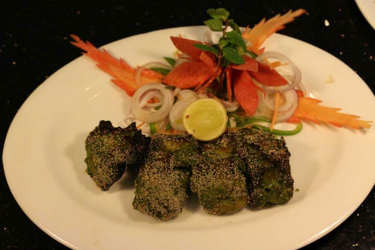La Franklin Hotel Bhubaneswar Dış mekan fotoğraf