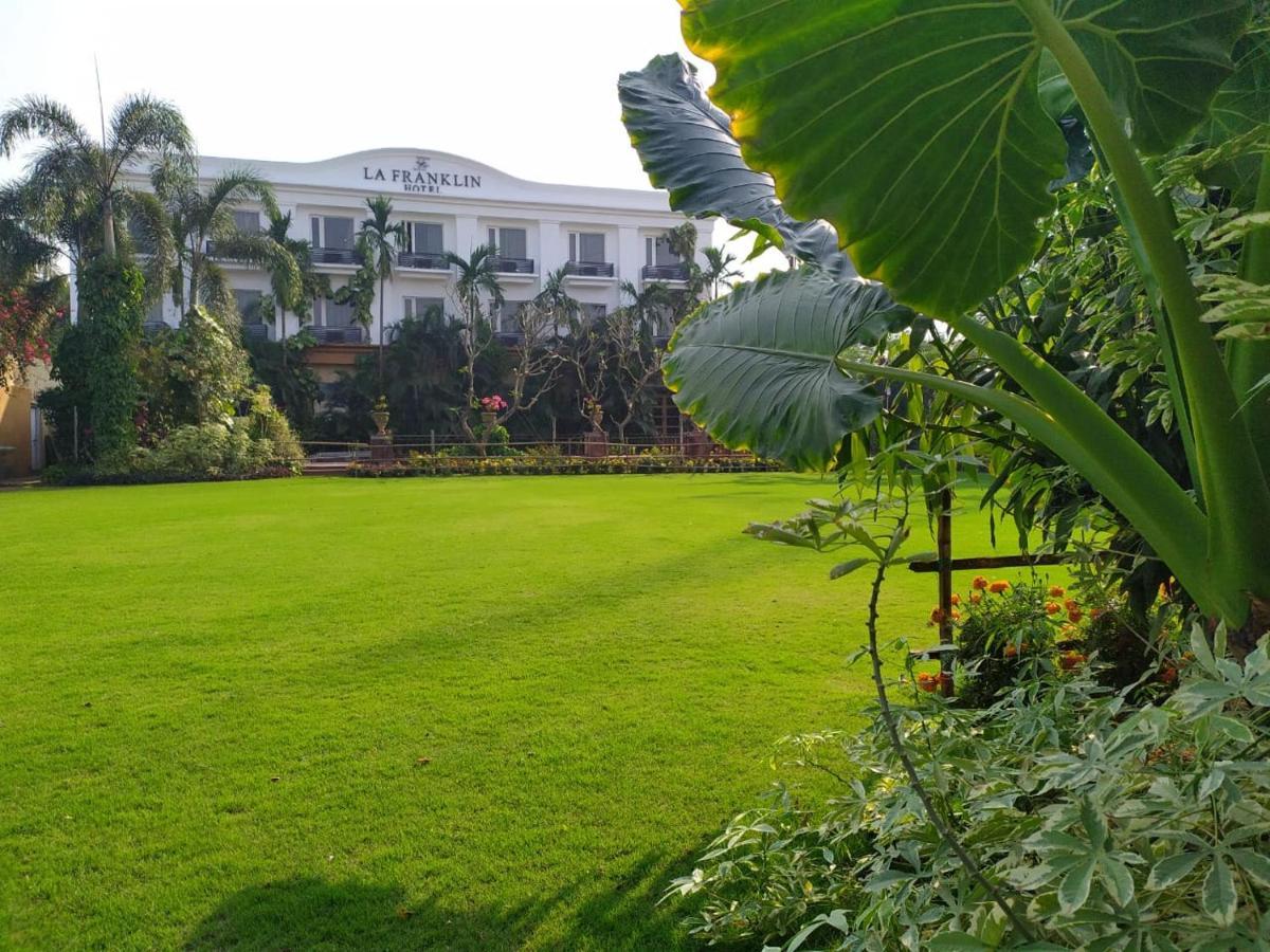 La Franklin Hotel Bhubaneswar Dış mekan fotoğraf