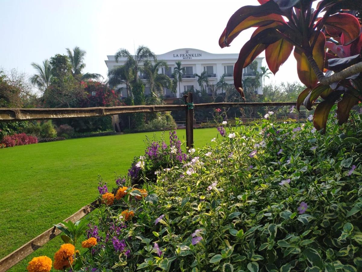 La Franklin Hotel Bhubaneswar Dış mekan fotoğraf